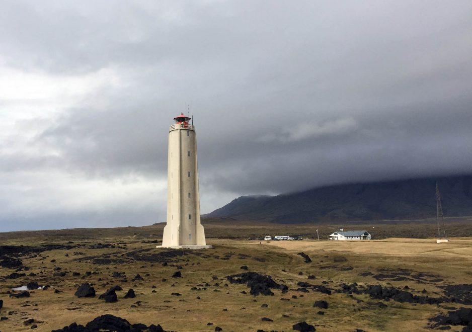маяк белый музей бесплатный полуостров Снайфедльснес